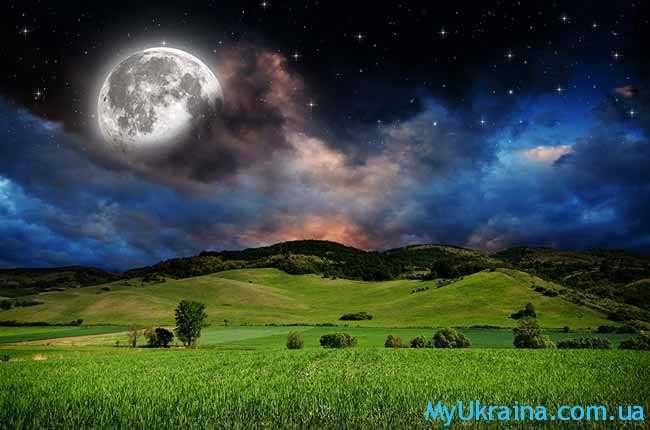 красивая луна