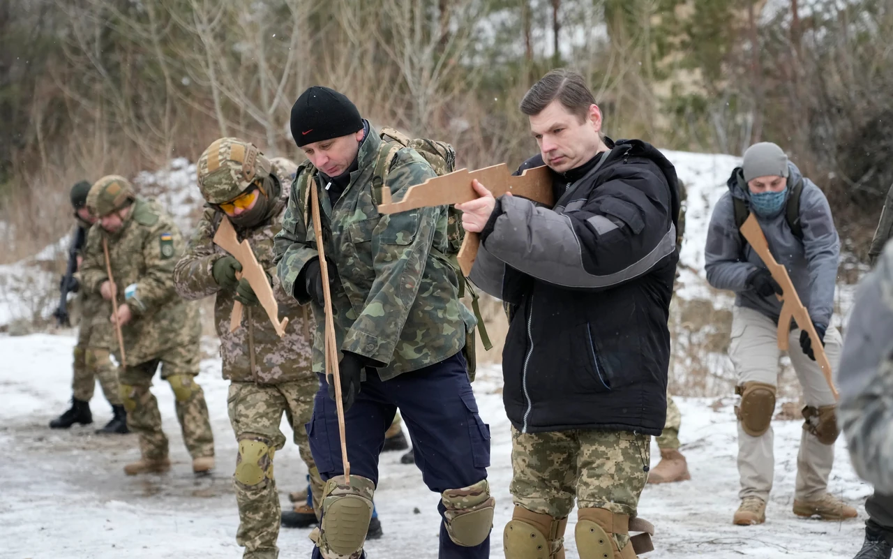Добровільні формування цивільного захисту: громади, що перетворюють небайдужість на надійний тил
