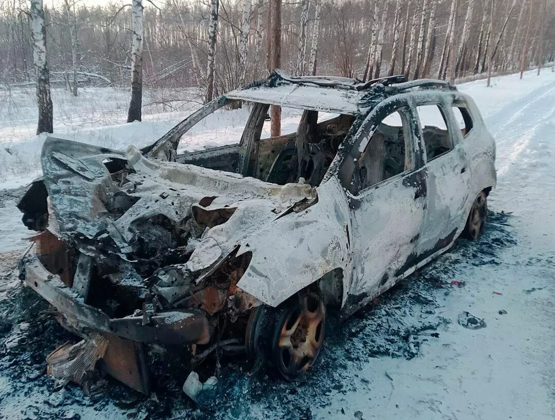 Знищене дроном авто енергетиків після атаки на Харківщині