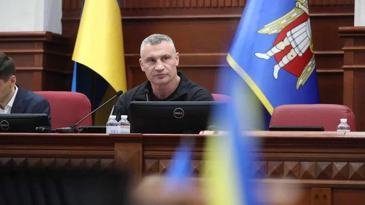 Віталій Кличко на засіданні Київської міської ради щодо тарифів