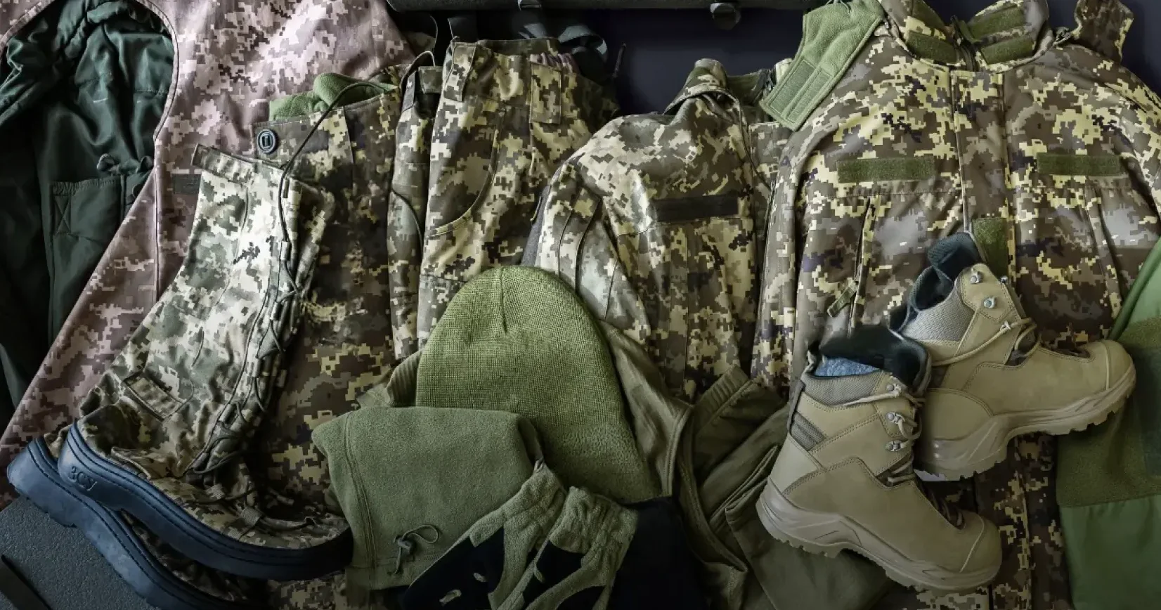 Суд оштрафував «МІК» на 37 млн грн за затримку костюмів для ЗСУ